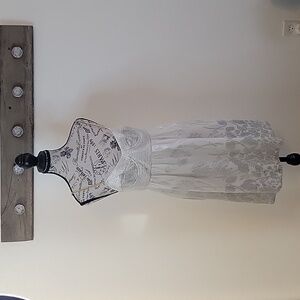 NWOT Badgley Mischka Mark + James Evening  Dress SZ 6